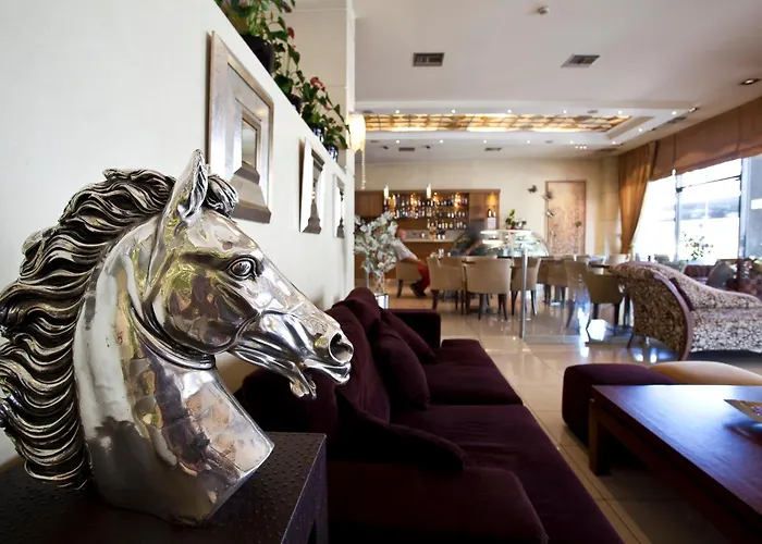Crystal City Hotel