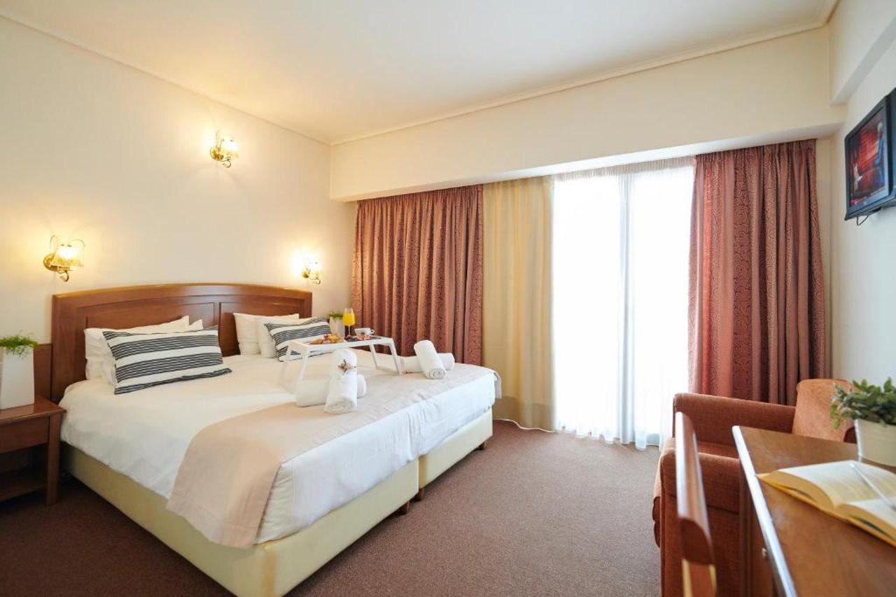 Otel Crystal Atina